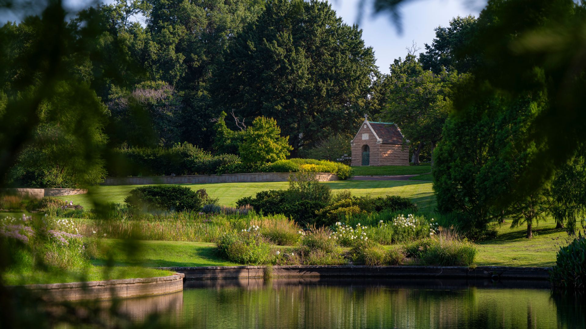 Bellefontaine Cemetery and Arboretum features more than 500 trees among the burial sites.