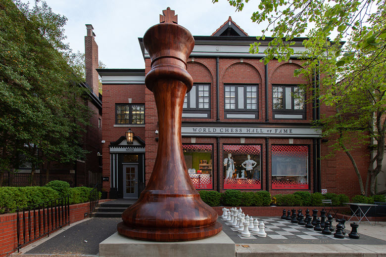 The world's largest chess piece sits in front of the World Chess Hall of Fame.