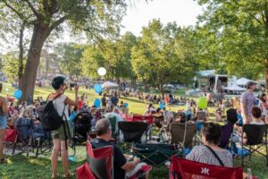 Grub & Groove in St. Louis' Francis Park combines music, food, drinks and fun.