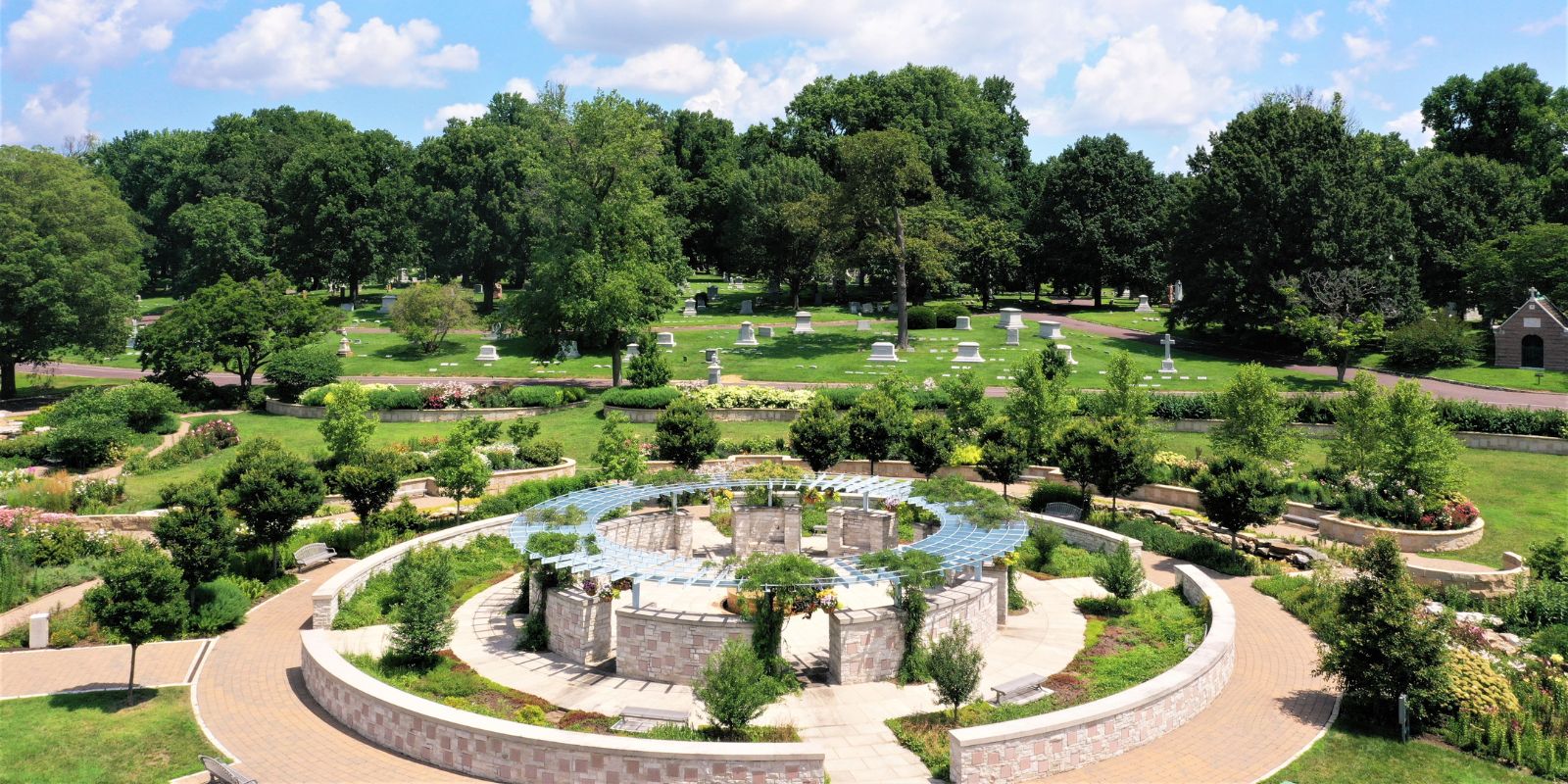In North County, visitors can explore off-the-beaten-path attractions such as Bellefontaine Cemetery and Arboretum.