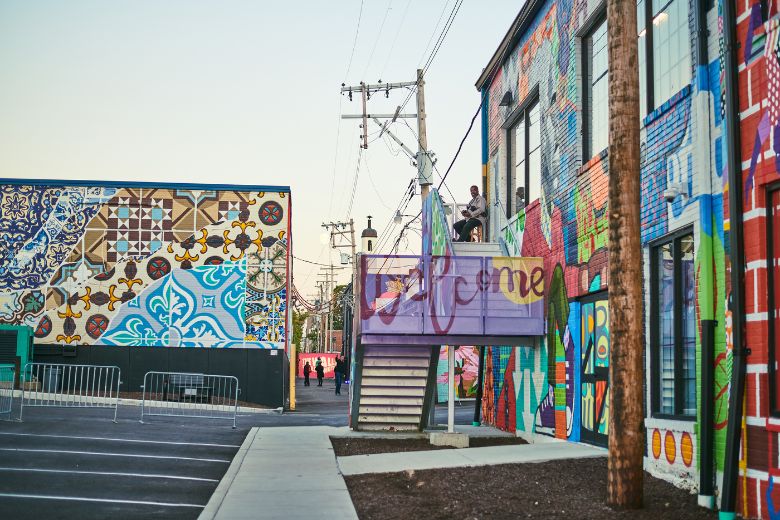 The Walls Off Washington features striking murals with uplifting imagery.