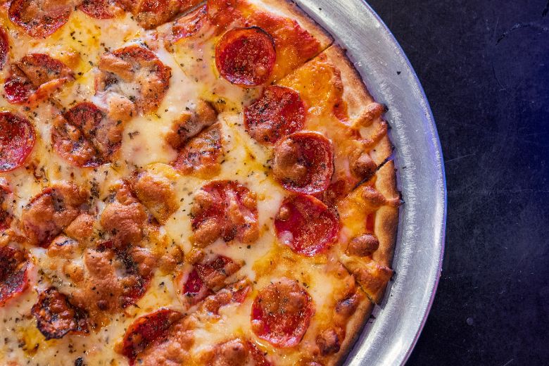 St. Louis-style pizza is one of the emblematic eats served at Start Bar in St. Louis.