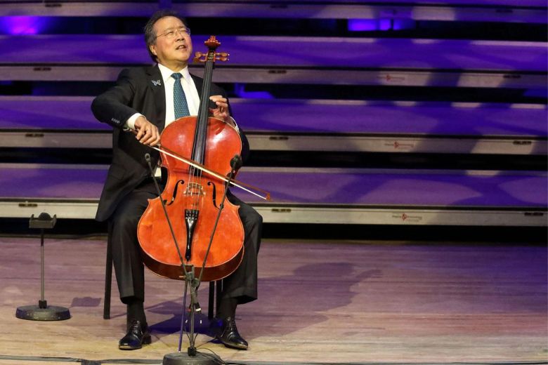 Yo-Yo Ma will perform live with the St. Louis Symphony Orchestra.