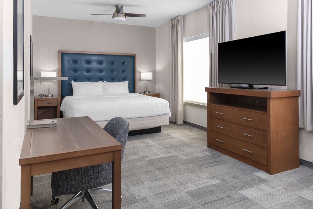 A one bedroom suite at Homewood Suites by Hilton St. Louis Galleria.