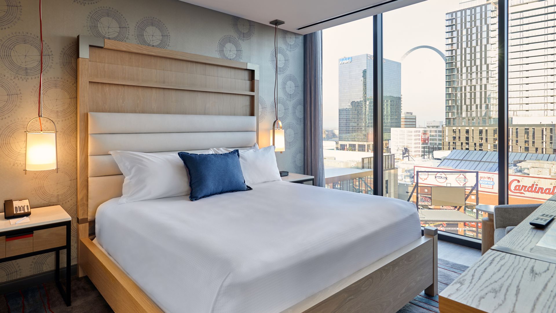 Live! By Loews gives guests unbeatable views of Busch Stadium, the Gateway Arch and downtown St. Louis.
