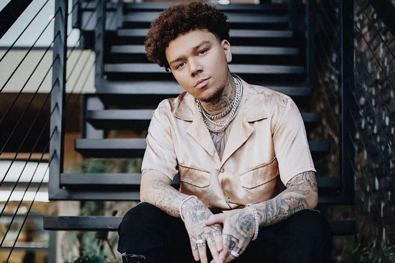 Phora will perform live at The Hawthorn.