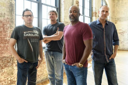 Hootie and the Blowfish performs live at Hollywood Casino Amphitheatre - St. Louis.