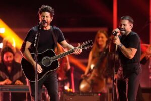 Dan and Shay perform at Hollywood Casino Amphitheatre - St. Louis.