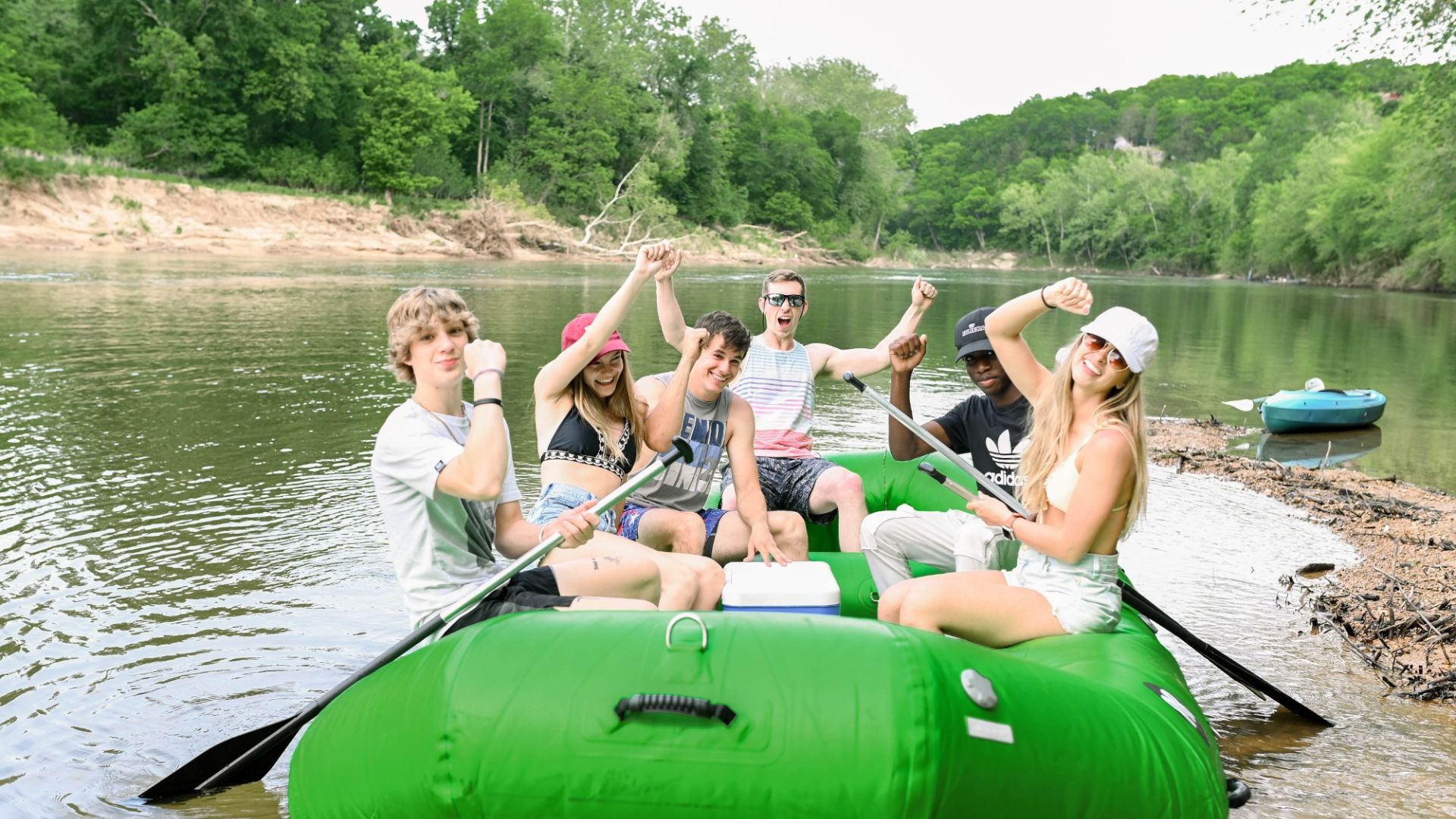 Brookdale Farms offers canoe, kayak, raft and inner tube rentals so that outdoor enthusiasts can experience the magic of St. Louis' Great Rivers on a float trip.