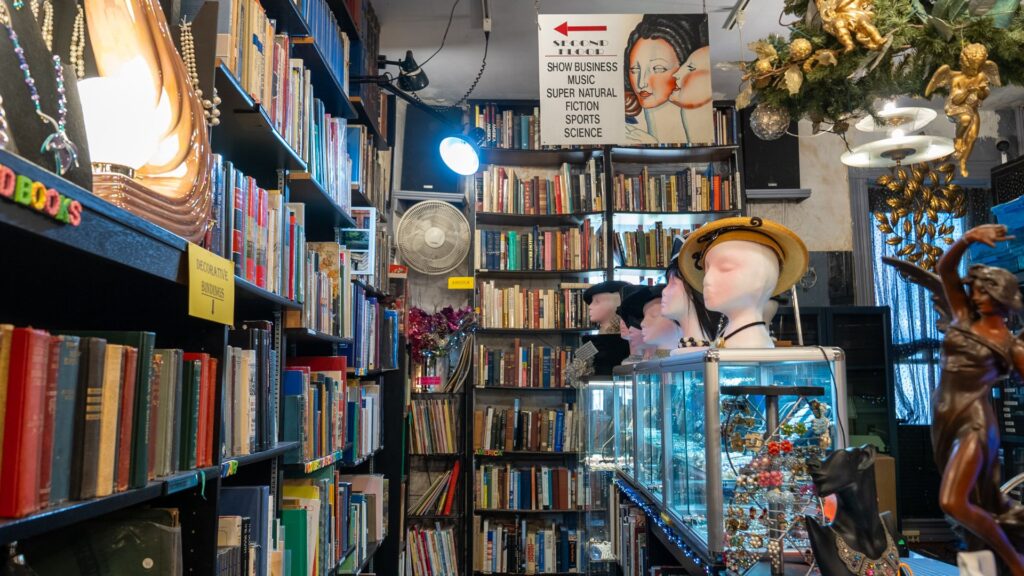 Hammonds Books houses more than 80,000 rare, out-of-print and used books.