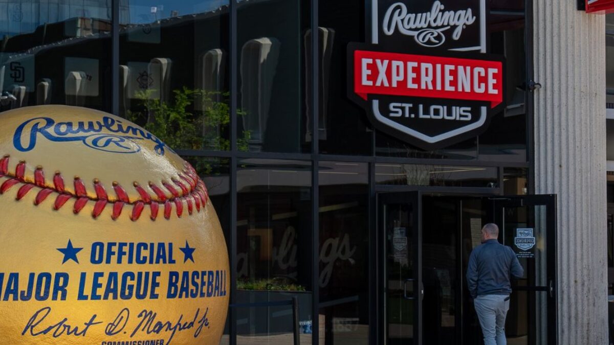 Rawlings Hits a Home Run with Its New Immersive Experience at Westport Plaza