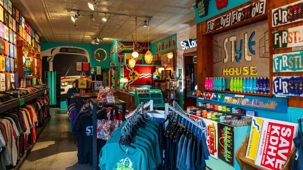 STL-Style sells St. Louis-themed apparel, accessories and other gifts and souvenirs.