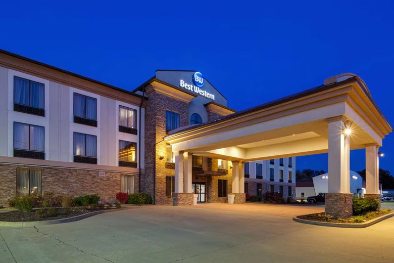 Best Western St. Louis Airport North Hotel & Suites