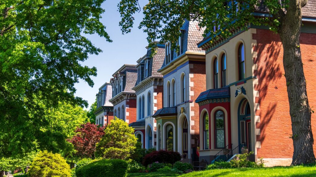 In Lafayette Square, you can marvel at meticulously restored 150-year-old Victorian mansions.