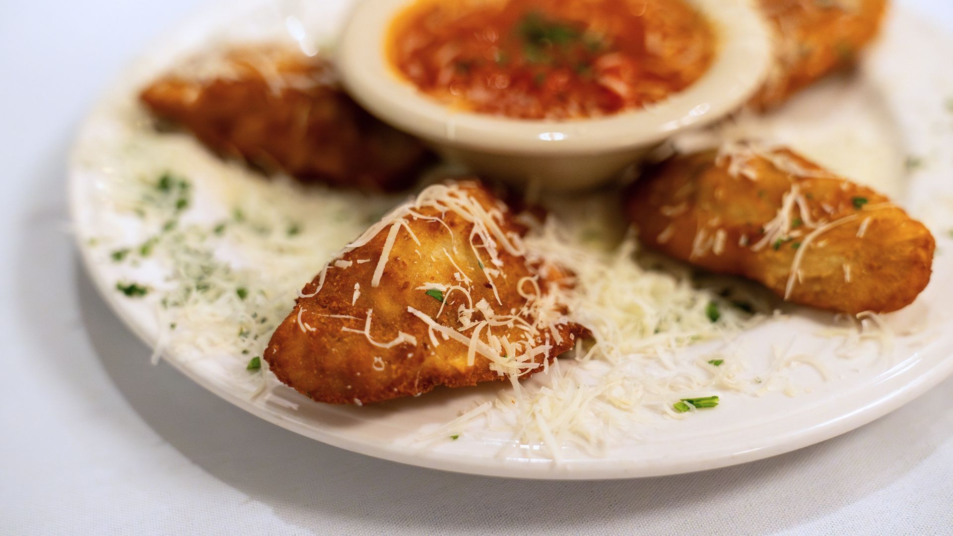 Lombardo’s Trattoria serves toasted ravioli next to St. Louis Union Station.