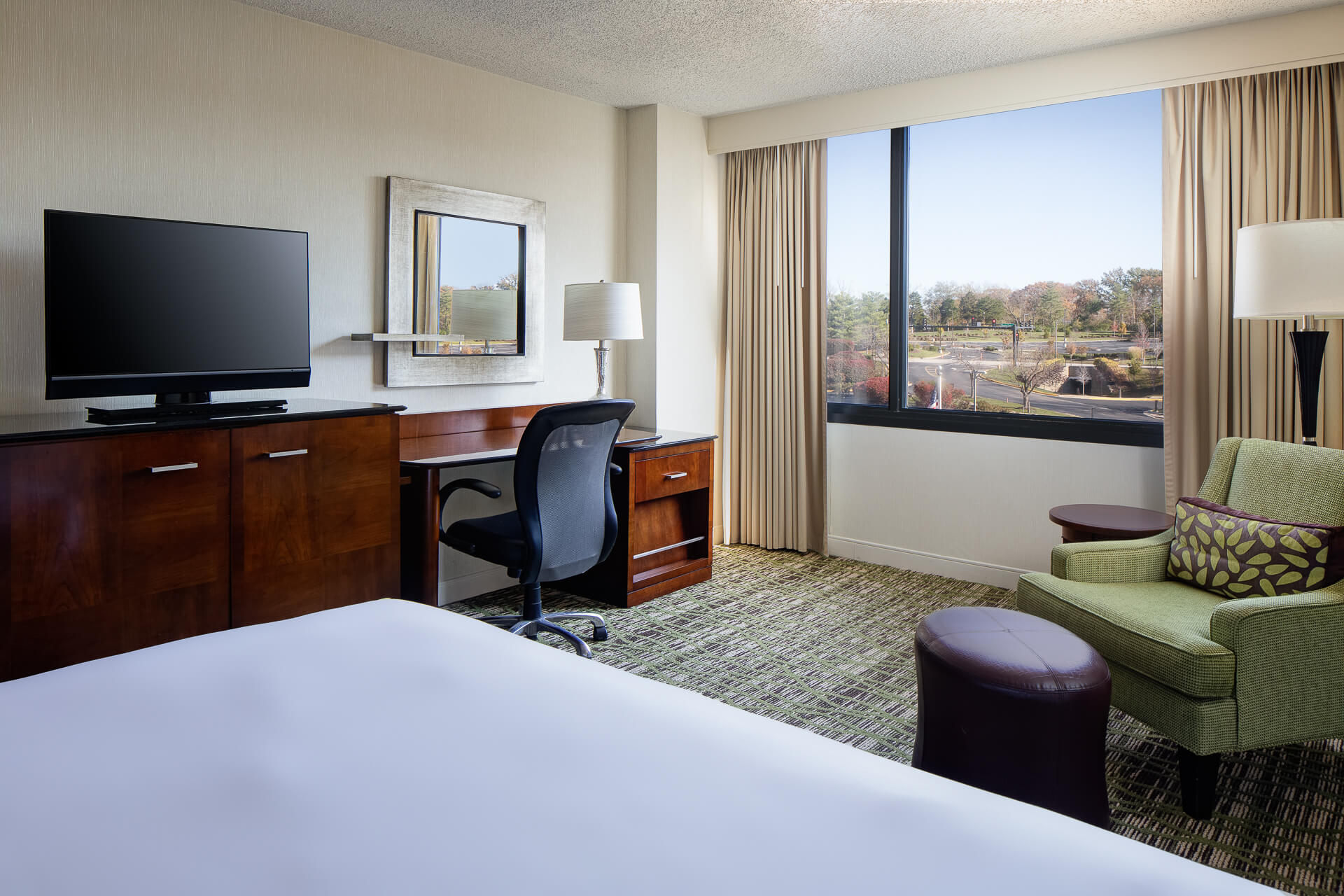 Enjoy comfortable accommodations & convenient amenities for business & leisure travelers.