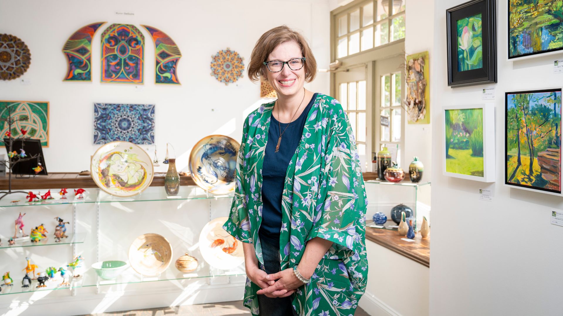 Leah Merriman of Green Door Art Gallery has the inside scoop on St Louis arts and culture.