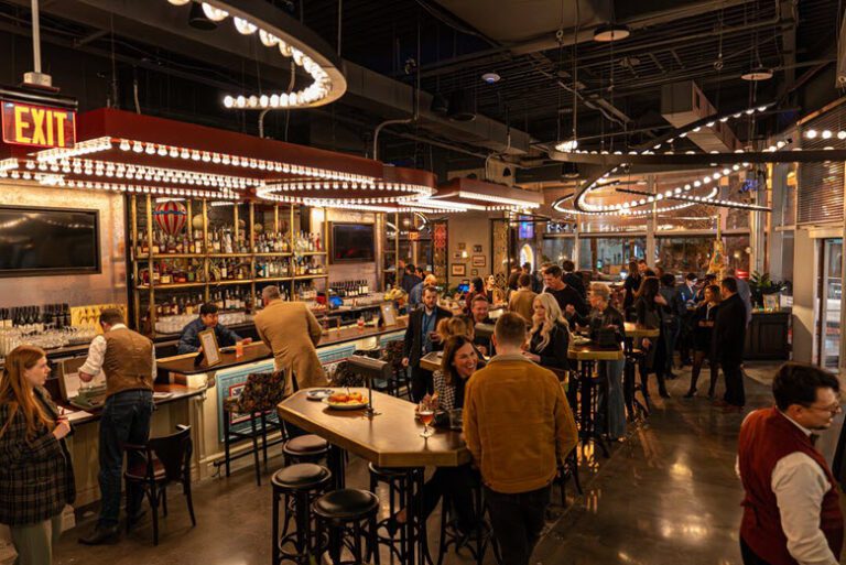 Flight Club - Explore St. Louis