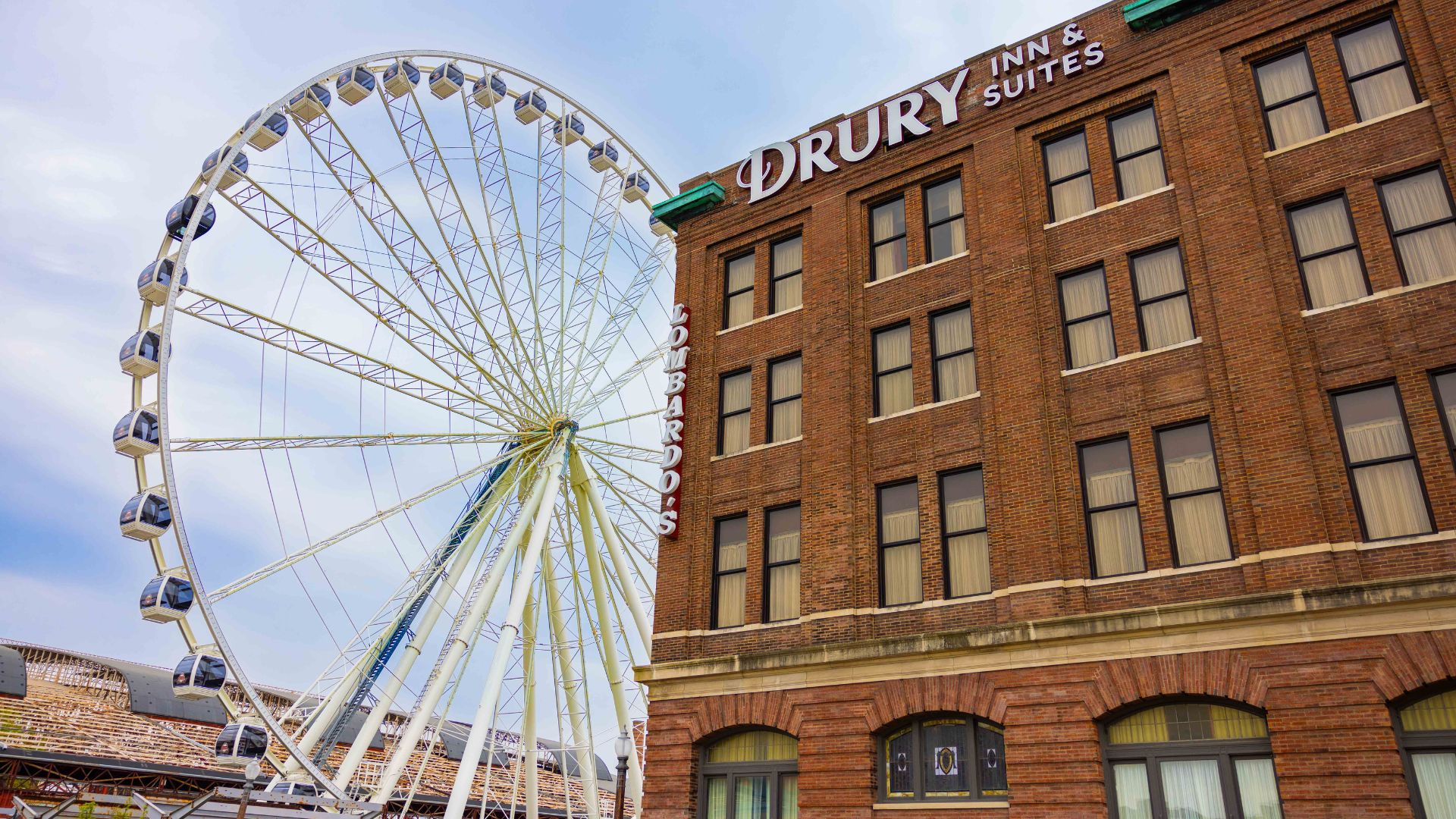 Drury Inn & Suites at St Louis Union Station sits next to the St Louis Wheel.