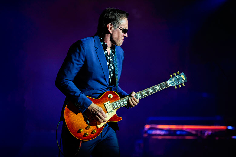 Joe Bonamassa at Stifel Theatre.