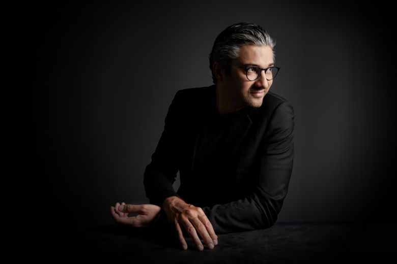 St. Louis Symphony orchestra Shostakovich’s Eighth: Beauty in Darkness at Powell Hall.