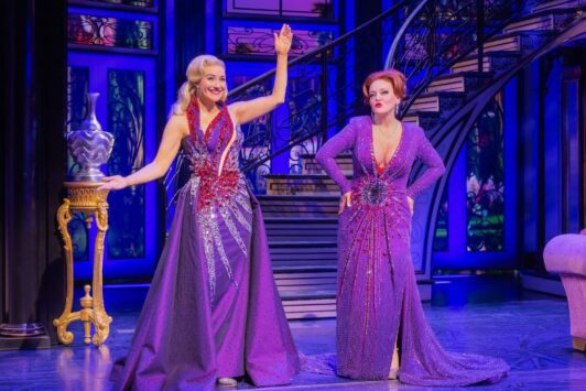 Death Becomes Her at The Fabulous Fox Theatre.