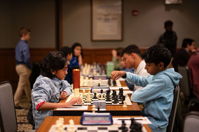 Beginners Night at the Saint Louis Chess Club.