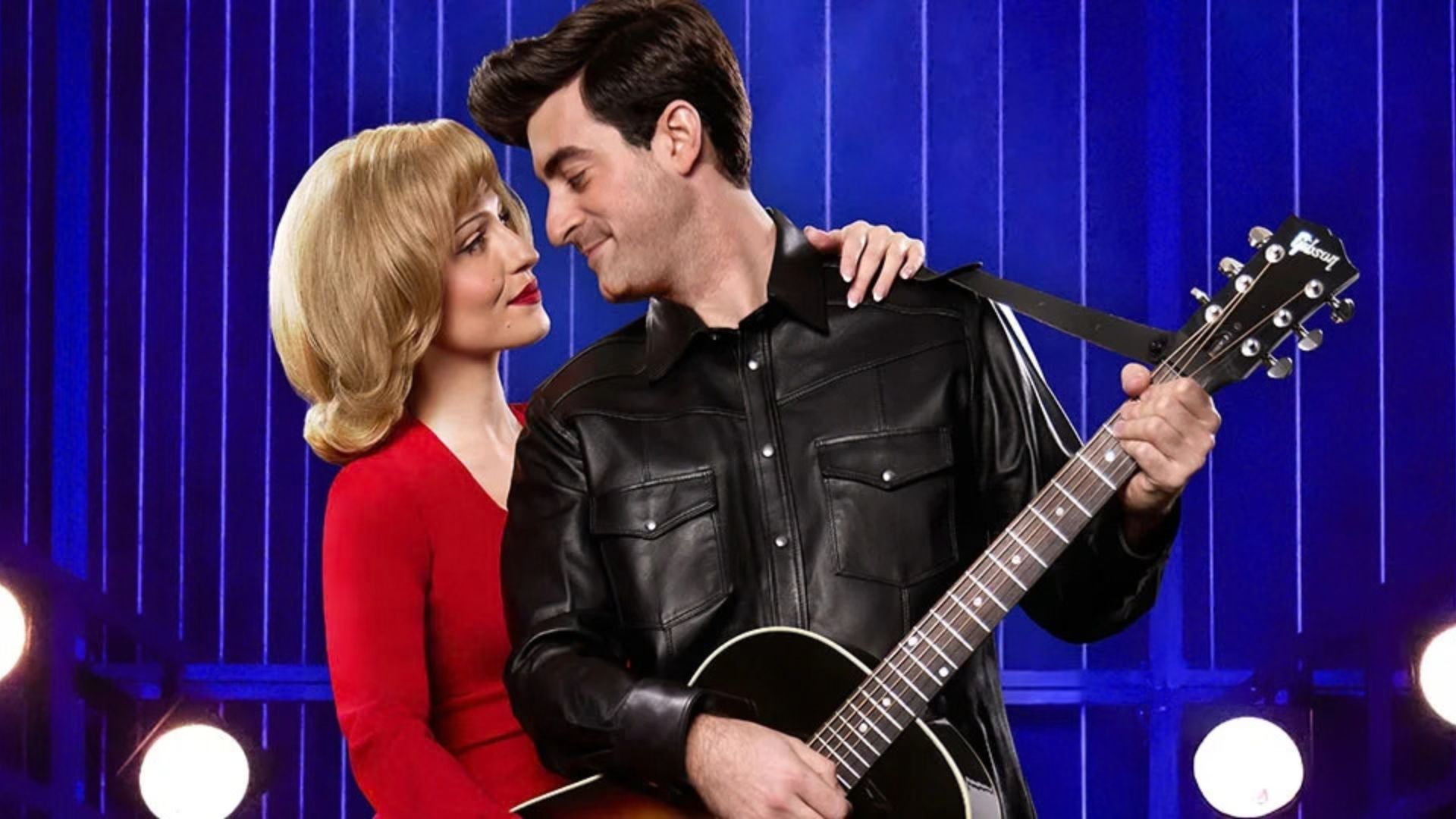 In A Beautiful Noise, Neil Diamond and Marcia Murphey gaze lovingly into each others' eyes.