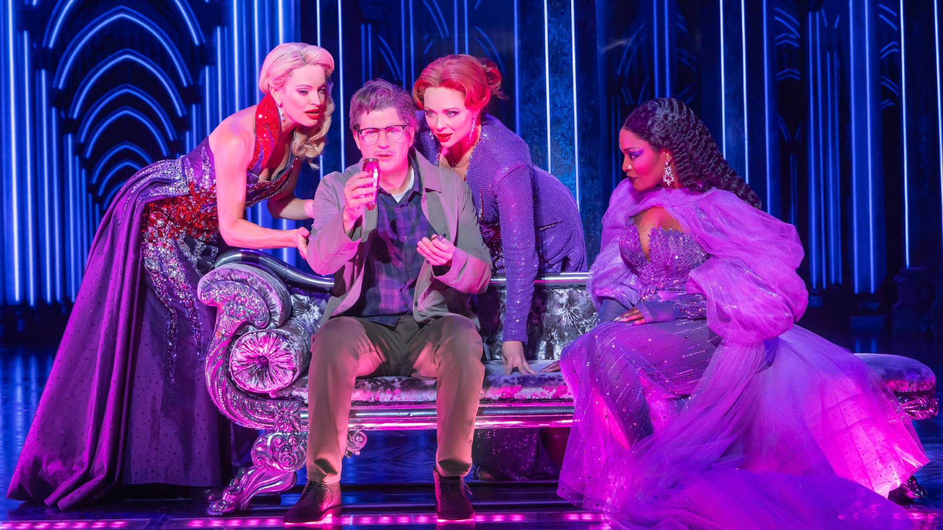 The cast of Death Becomes Her drinks the magic potion.