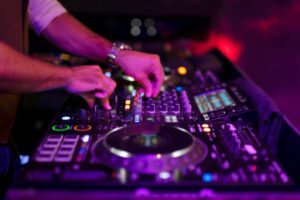 Playlist Live at Hi-Pointe Cannabis.